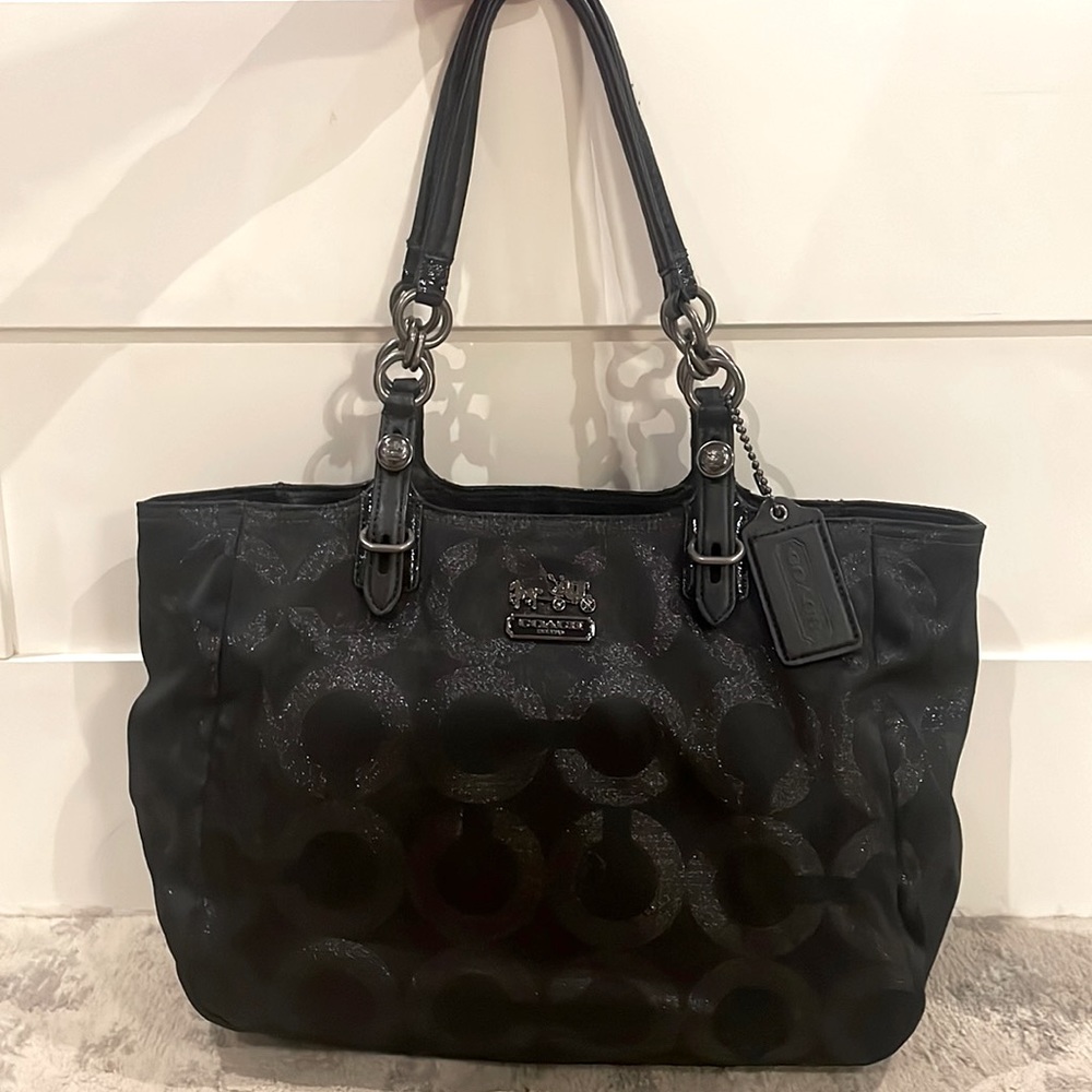 COACH BLACK MIA OP ART LUREX IN SIGNATURE SATEENISH TOTE SHOULDER BAG